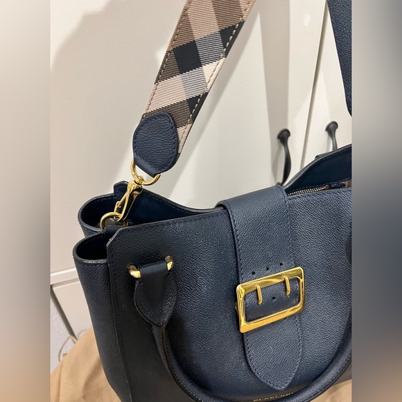 Burberry wallet and handbag set, navy - Picture 5 of 16